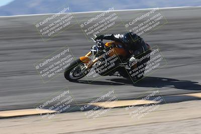 media/Oct-13-2025-Moto Forza (Mon) [[a66d839500]]/3-B Group/Session 2 (Bowl)/